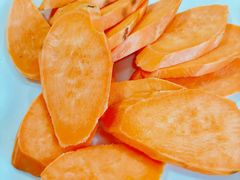 红薯-北京龙庆四季香农家饭庄·灶台鱼·碳烤虹鳟鱼(龙庆峡店)