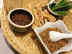 -鲁菜根·泰安菜(万达店)