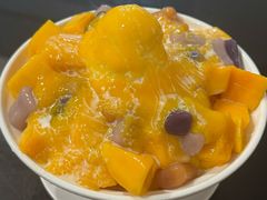 芒果芋圆牛奶绵绵冰-水牛奶皇后糖水铺(深圳总店)