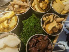 -一朵菌·野生菌探索家火锅(南亚店)