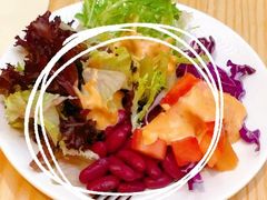 -西安大雁塔科技大学地铁站亚朵酒店