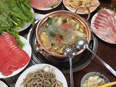 -银同牦牛肉火锅