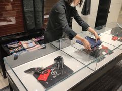 -CHANEL(恒隆广场店)