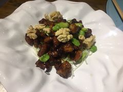 桃仁爆鸡丁-局气烤鸭·北京菜(前门店)