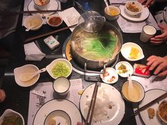 -牛事制造局牛肉火锅(莲岳路店)