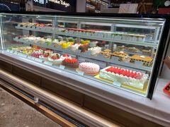 面包甜点陈列柜-布歌东京(万象天地店)