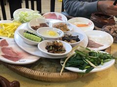 -桥香园云南过桥米线(金马碧鸡店)