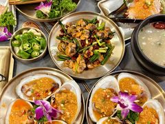 -围炉肉舍•炭烤活鳗•丹东海鲜烤肉(步行街店)