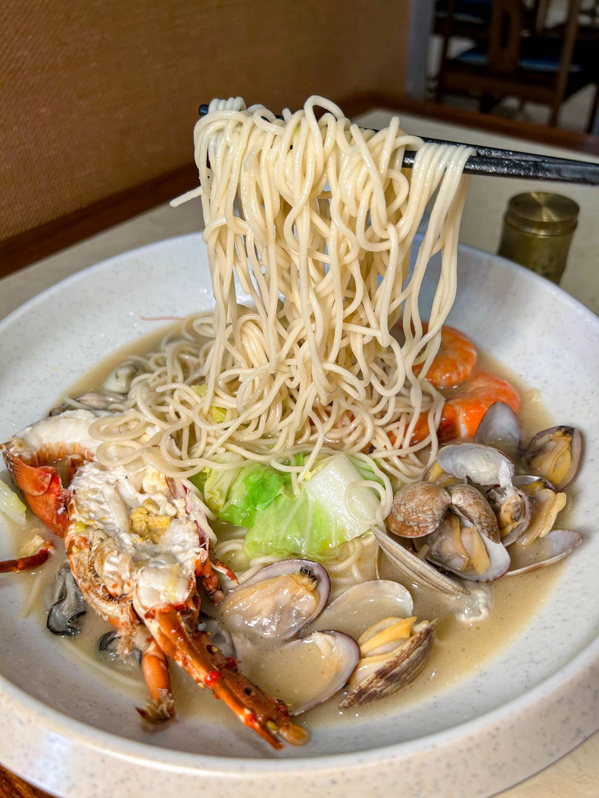 小青龙海鲜面,午市新风味!