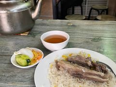 -溢香园昼夜抓饭店(揽秀园街店)