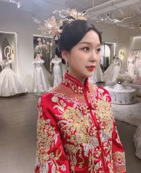 -艾米丽婚纱礼服