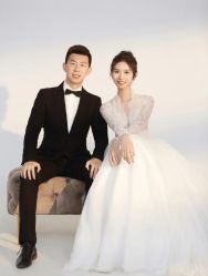 -易摄影婚纱摄影工作室