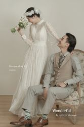 -雪中彩影婚纱摄影·微光艺术中心