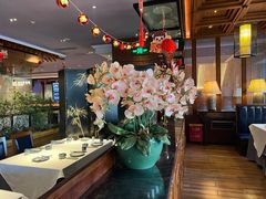 -八府香鸭·啫啫煲(华山路店)