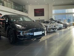 -TESLA 特斯拉(北京南四环中路特斯拉中心)