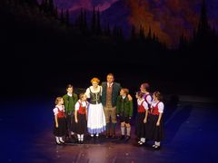 -交通银行前滩31演艺中心