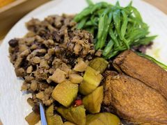 -轻蔬不用等·素食(江苏路店)