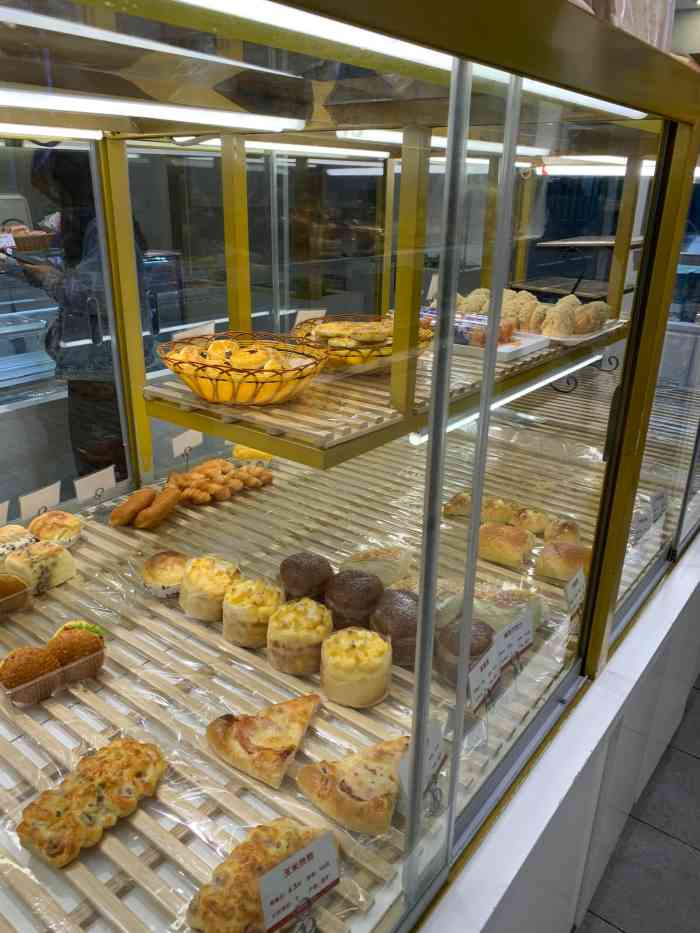 美点饼业(新阳店)-"新阳店的美点是第一次去,环境不错,还有二.
