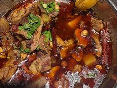 -大众跷脚牛肉馆·非遗传承单位(峨眉山店)