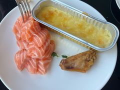 三文鱼-怡豪大饭店·49楼旋转自助餐厅