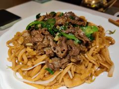 招牌湿炒牛河-潮泰牛肉火锅 · 创于1992年(车公庙店)