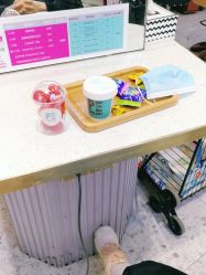 -PE SALON 