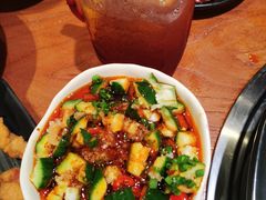 拍黄瓜-串门邻居串串火锅(云南南路店)