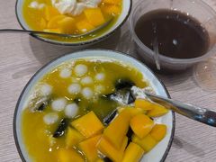 -佰搭果·广式茶餐厅(西华路店)