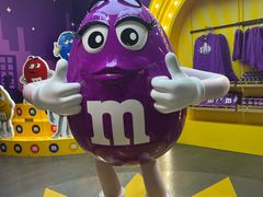 -m豆巧克力世界(上海世茂广场店)