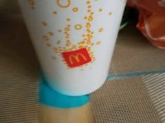 可乐碰杯欢享桶-麦当劳(无锡永乐店)