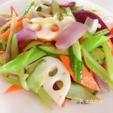 西南风2级,湿度 81%,气压 996 hPa