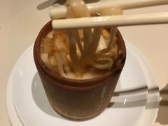 海鲜汤竹筒手拉面-利苑酒家(合景国际金融广场店)