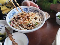 -亿诣蝎府炸酱面羊蝎子火锅(酷车小镇店)