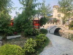 -九尺赵老四鲜鹅肠火锅