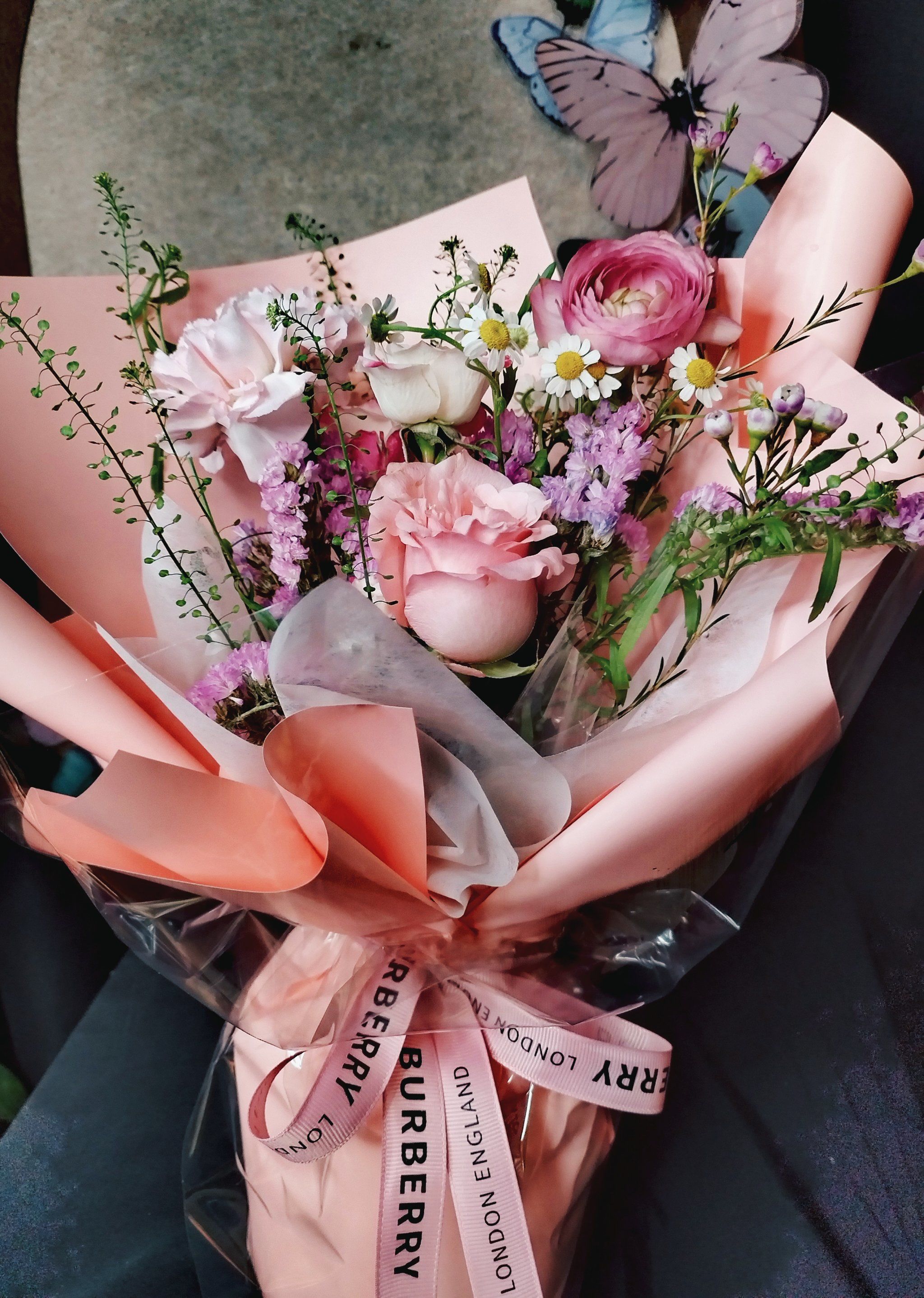 这么大束花 免费送 老板太豪横啦