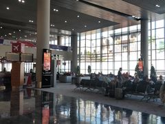 -中免(澳门机场免税店)