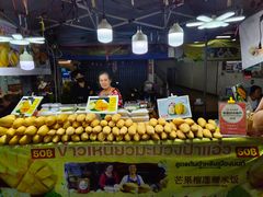 -芒果糯米饭摊子