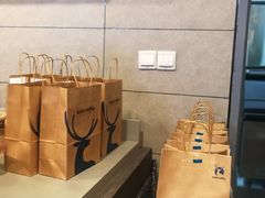 -瑞幸咖啡(尼盛尚品汇店)