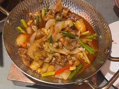 -新天明砂锅鱼头煲