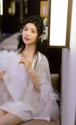 -艾米丽婚纱礼服