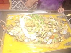 -鸣记脆皮烤鱼·海鲜烤鱼(亿合城店)