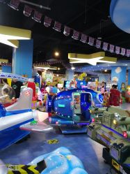 -利奥梦幻主题乐园(爱琴海购物公园店)