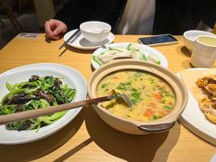 -关东小磨东北菜(上海长风大悦城店)