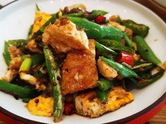 青椒仔鸡-胡子大厨·超级小炒肉(晶耀前滩店)