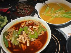 -沪小胖·小龙虾·蓝龙王(八佰伴店)