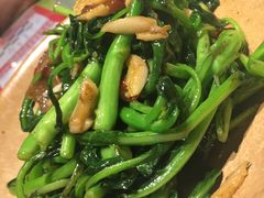 -巷子里小酒馆(西三道街店)