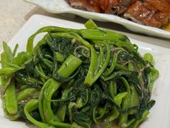 -香港新发烧腊茶餐厅(水围店)