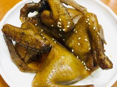 卤水乳鸽-煲煲掂风味煲仔饭餐厅(西区店)