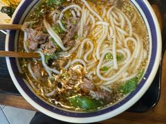 -云阿蛮云南生烫牛肉米线(奉贤路店)