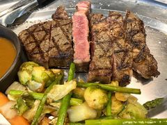 -La Mer Restaurant & Lounge